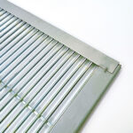 4-Edge Wrapped Metal Queen Excluder - Image 10
