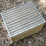 4-Edge Wrapped Metal Queen Excluder - Image 8